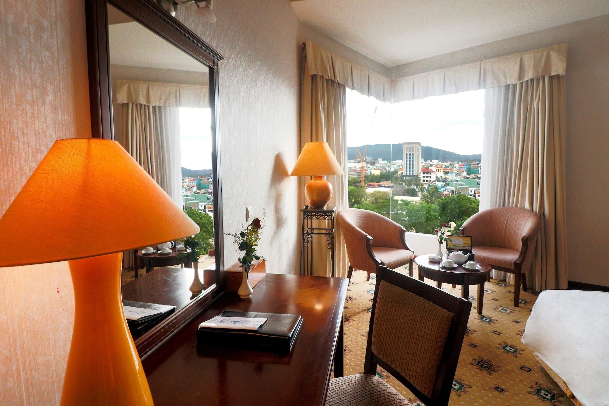 Saigon Quy Nhon Hotel Buitenkant foto