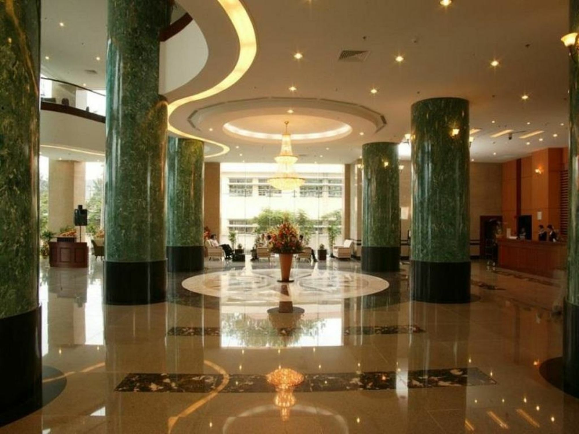 Saigon Quy Nhon Hotel Buitenkant foto